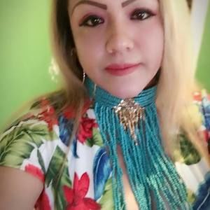 Meet your Posher, Yenyfer